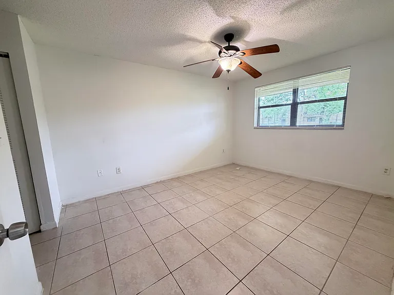 9919 Nob Hill Ct #9919 — Photo 11