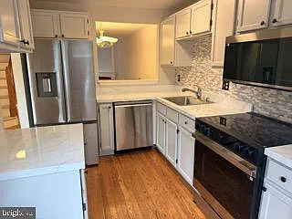 7315 Castleberg Ct — Photo 9
