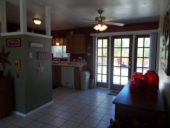 4th image of 2700 Edgecliff Dr