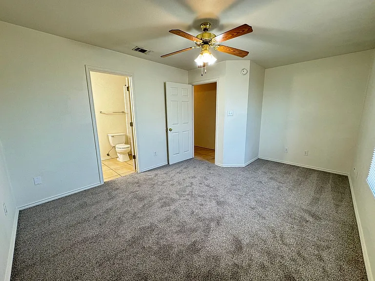 Sales--3809 Edgefield St. — Photo 13