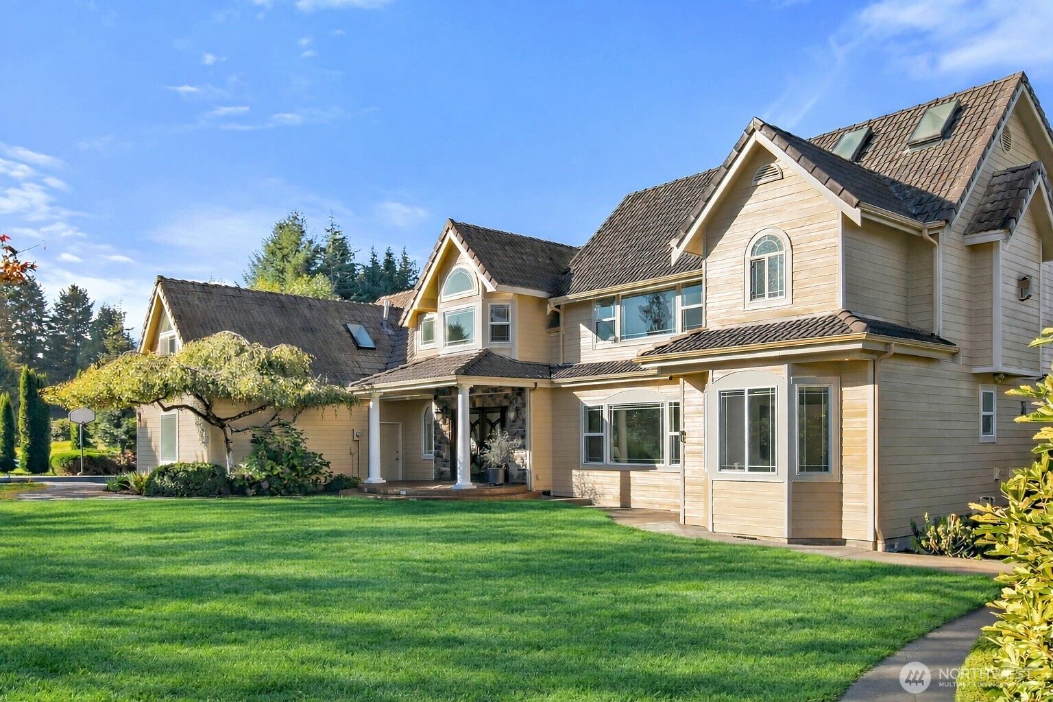 みぅ 3725 Hollywood Drive NE, Olympia, WA 98516 | MLS #2482969 | Zillow