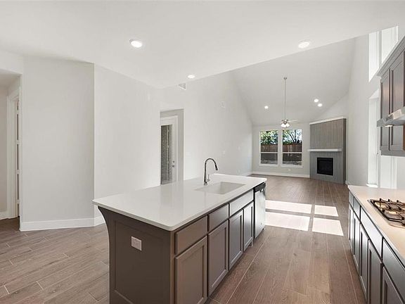 3rd image of 4140 Starlight Creek Dr