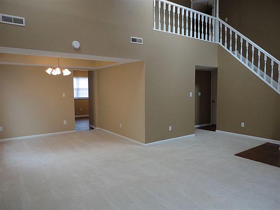 3rd image of 17918 Amberwood Ct