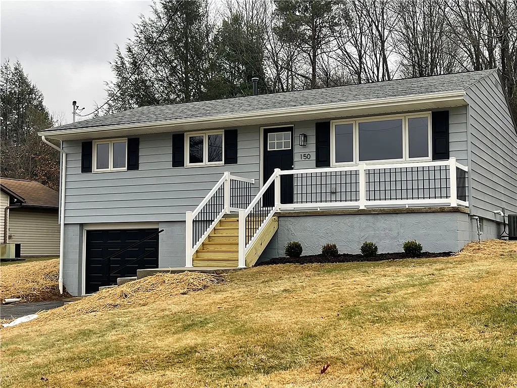 150 Watson Rd photo 1