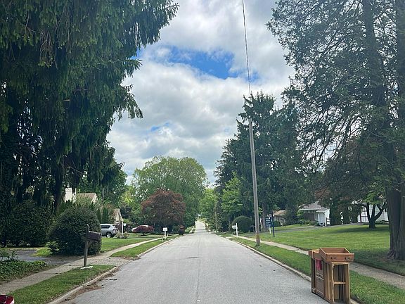 5th image of 1310 Michael Rd