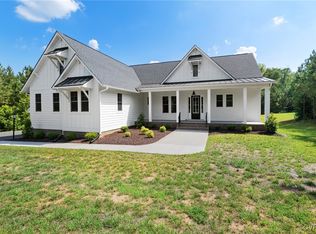 1533 Smokey Ridge Rd, Maidens, VA 23102