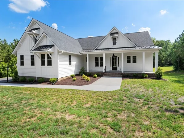 1533 Smokey Ridge Rd, Maidens, VA 23102