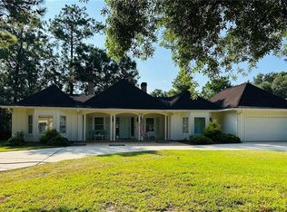 510 Beau Chene Dr, Mandeville, LA 70471