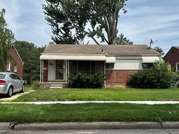 25688 Dale St, Roseville, MI 48066