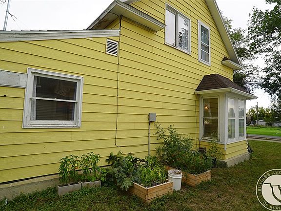 3rd image of 110 N 2nd St