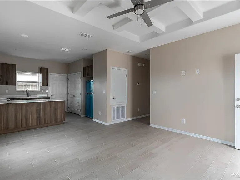 3108 W Kenwood St #2 — Photo 3