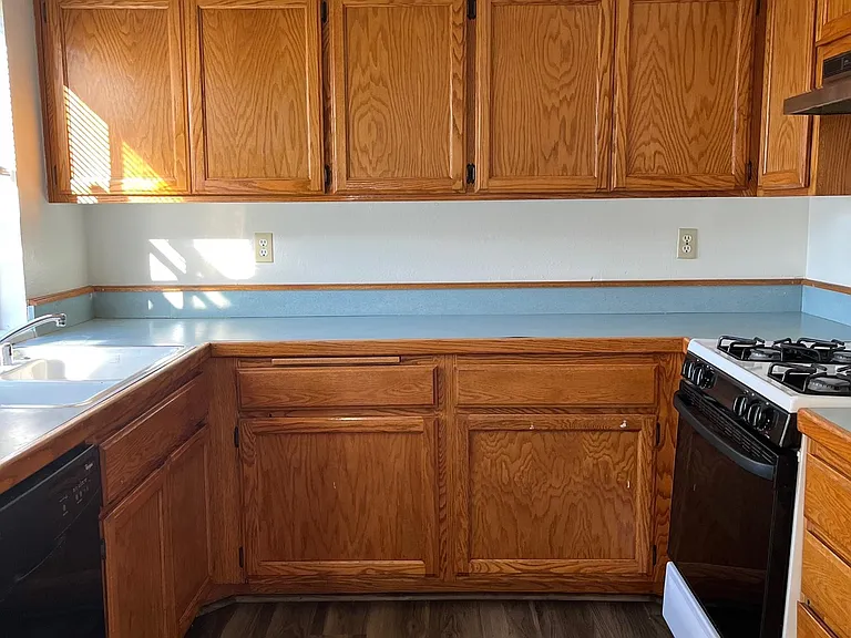 1108 Cleghorn Dr #G — Photo 4