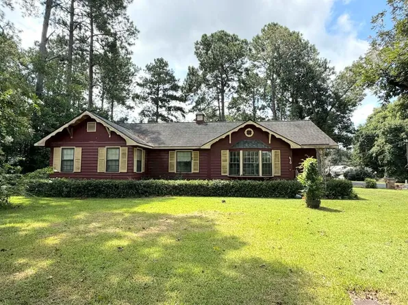 410 W Henderson St, Ocilla, GA 31774