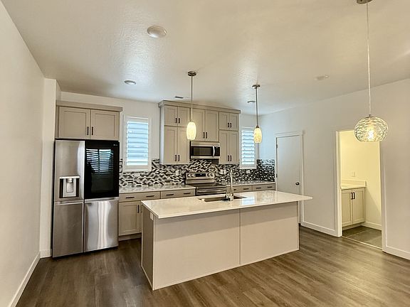 2nd image of 957 W Coalburn Way #1-103