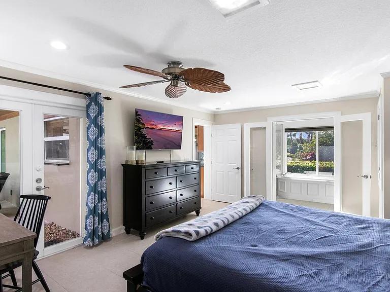 1282 SW Pelican Cres — Photo 16