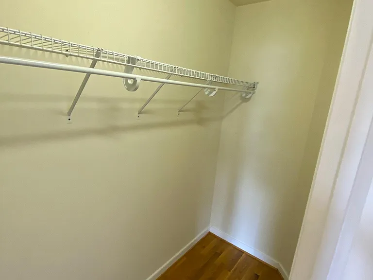 1512 W Cary St — Photo 13