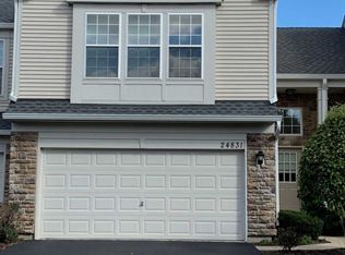 24831 W Franklin Ln, Plainfield, IL 60585