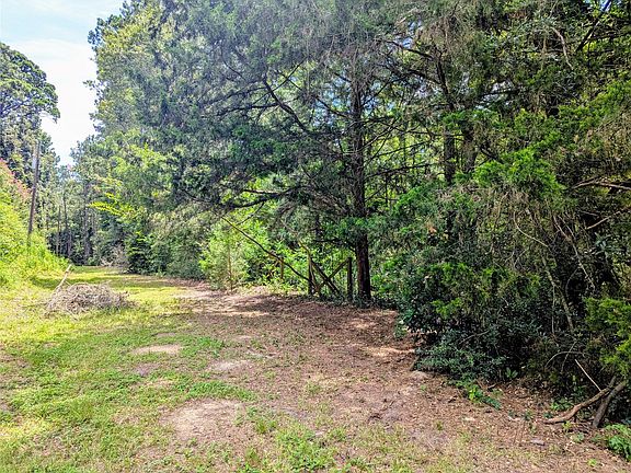 2nd image of 147 Ole Long Pull Rd