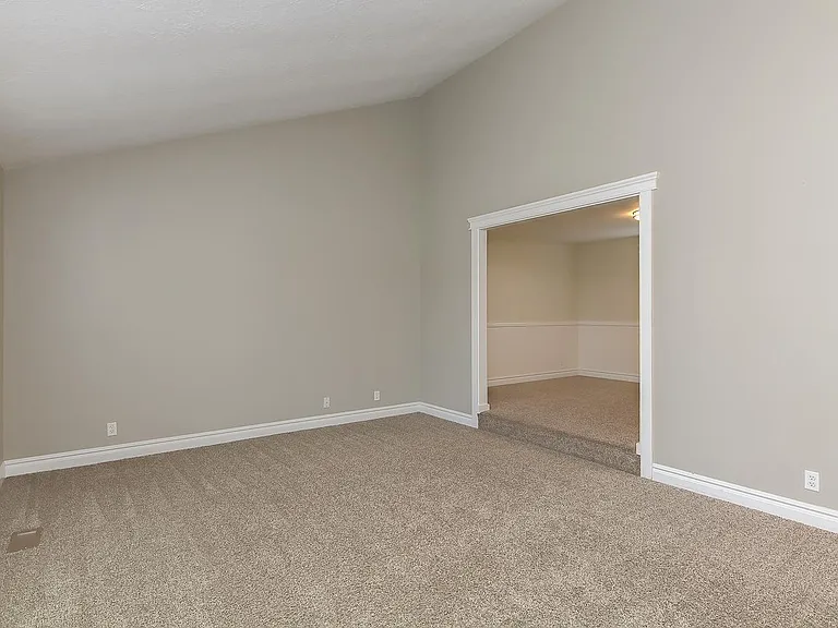 1025 N Eagle Hills Way — Photo 10
