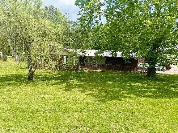 3rd image of 4067 Vern Dr