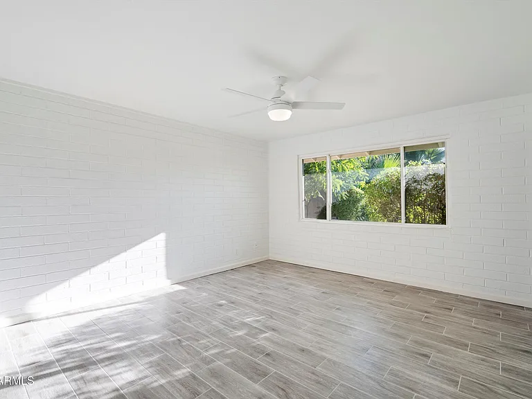 2548 N 68th Pl — Photo 19