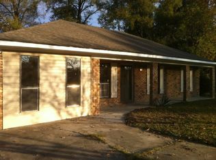 11988 Forest Oaks Ct, Baton Rouge, LA 70815