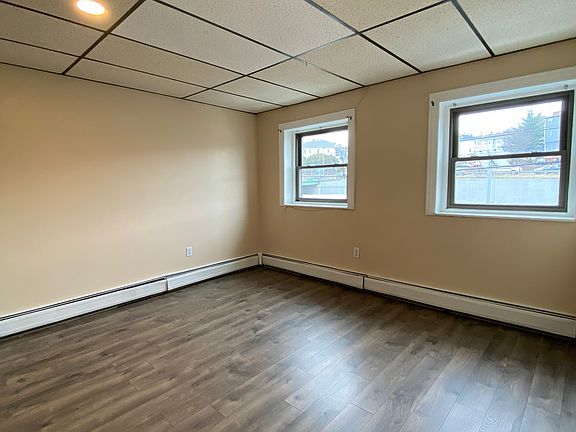 4th image of 45 Millbury St #8