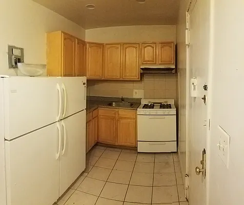 Rented by Smart NY Realty LLC | media 21