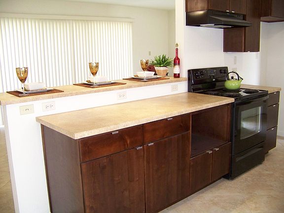 Kitchen Dining Bar 2