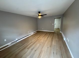 124 Hillhouse Rd #126, Waterbury, CT 06705