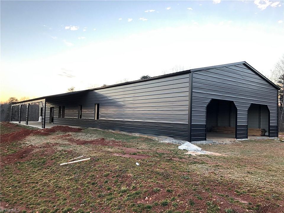 1st image of 292 Barksdale Ln