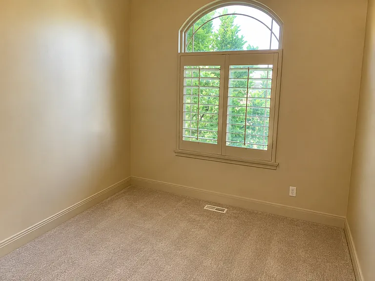 821 Pebble Brook Ln — Photo 20