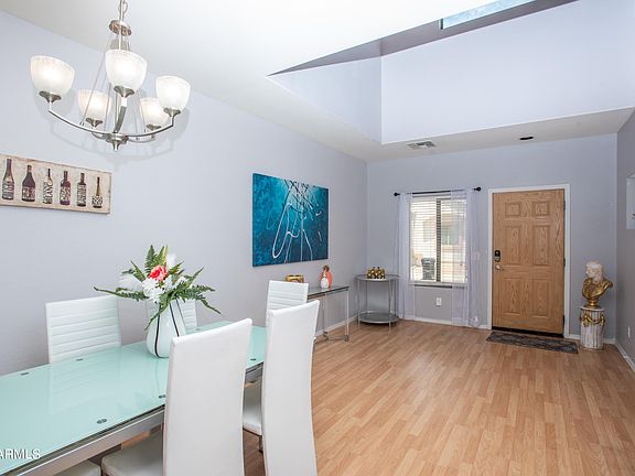 4th image of 2755 E SCHILIRO Circle
