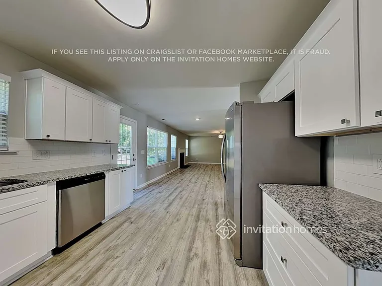 3920 Laurel Glen Dr — Photo 7