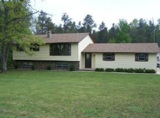 11281 W Juniper Ln, Crivitz, WI 54114