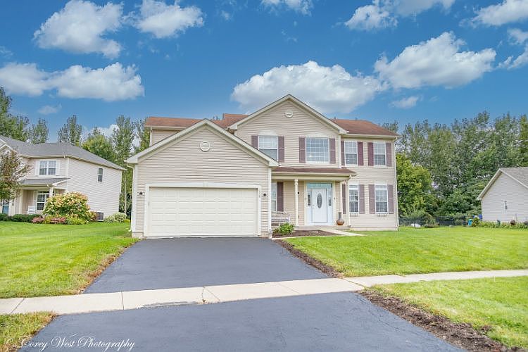 1st image of 3305 Basswood Ln