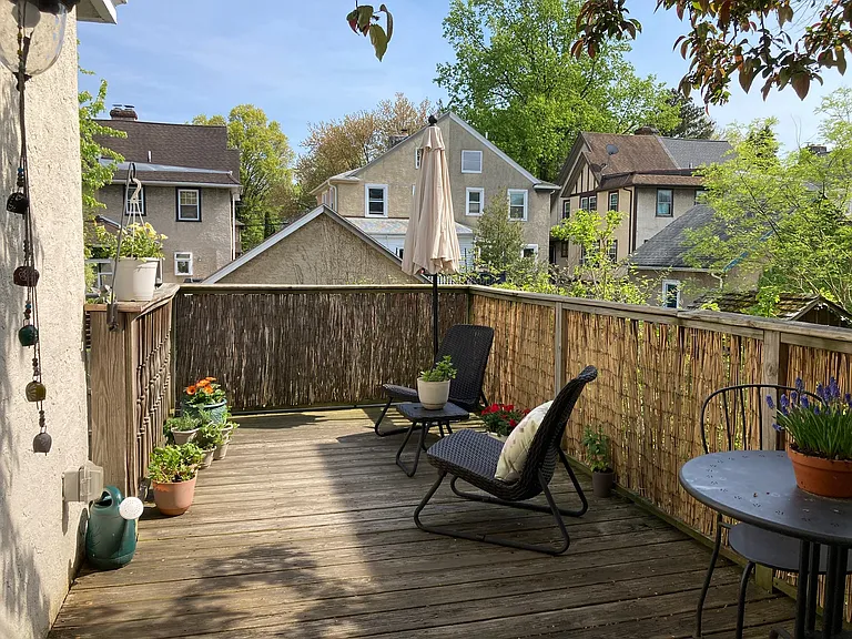 617 Georges Ln — Photo 8