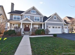 40W353 Oliver Wendell Holmes St, St Charles, IL 60175