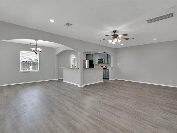 5th image of 12942 Iris Garden Ln
