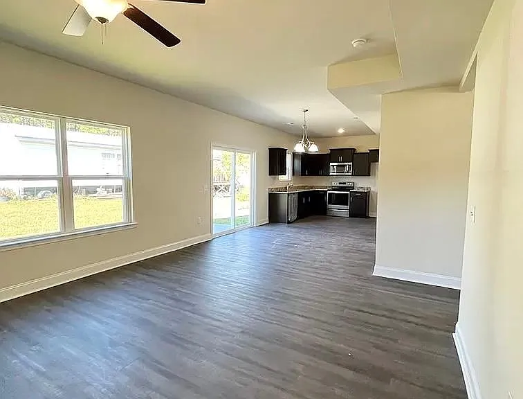 719 Mill Creek Cir #719 — Photo 4