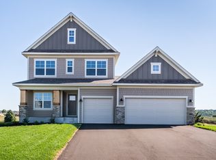 1998 Highland Cir, Hudson, WI 54016