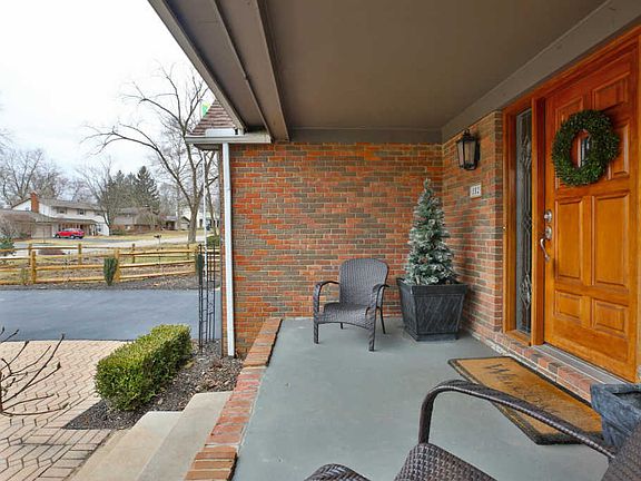 4th image of 852 Highview Dr