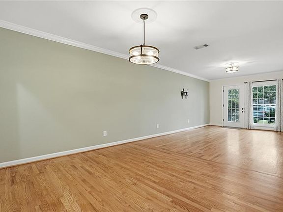 5th image of 3091 Colonial Way APT M2