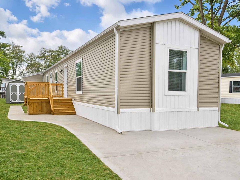 1st image of 6074 Deerfield Rd #312