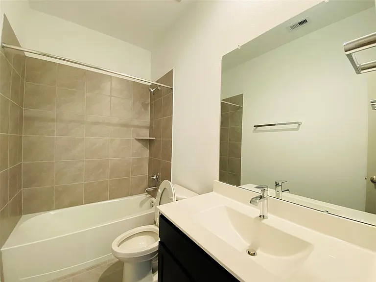 2811 Chancery Summit Ct — Photo 15