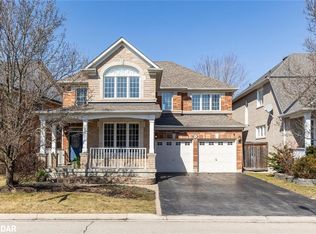 3957 Pondview Way, Mississauga, ON L5N8J9