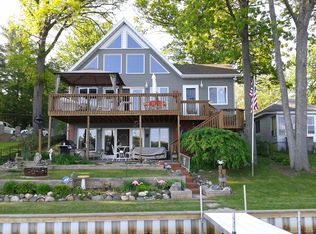 1631 N Crooked Lake Dr, Lake, MI 48632