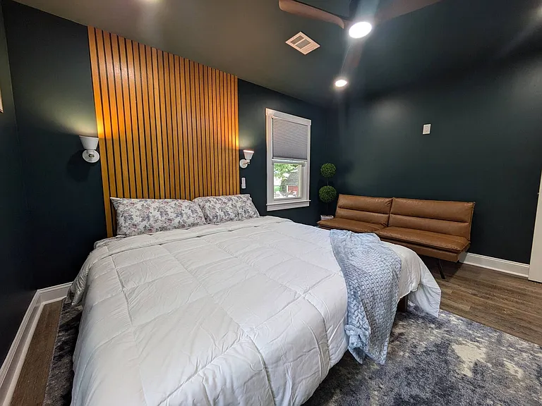 Malone Dr NW — Photo 87