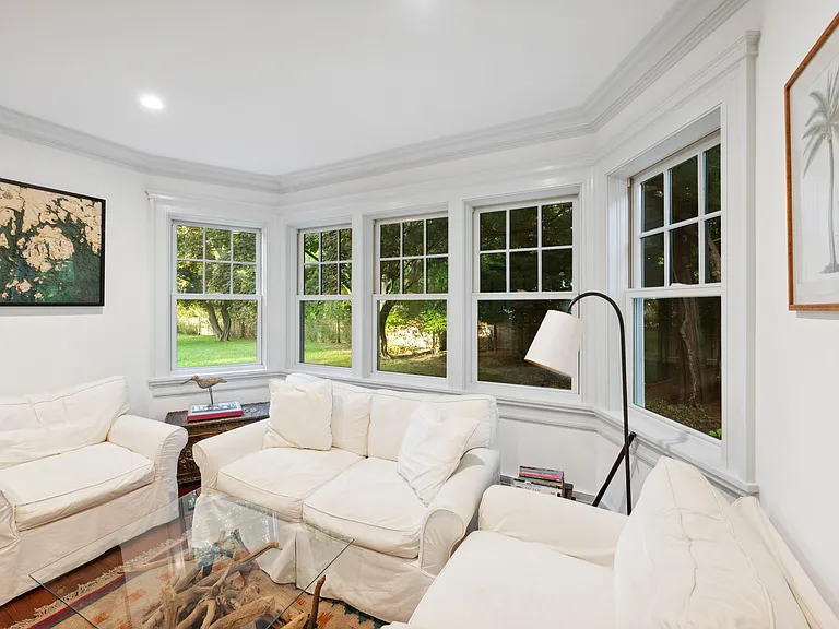 166 Hampton Rd — Photo 5