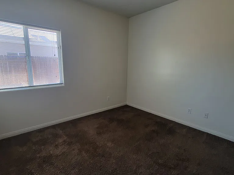 8211 Slider Dr — Photo 14